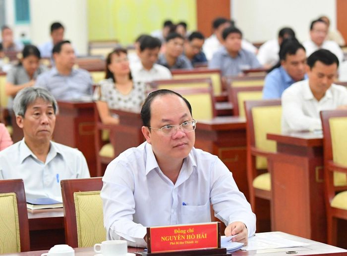 Đồng chí Nguyễn Hồ Hải tham dự tại điểm cầu TPHCM. Ảnh: VIỆT DŨNG