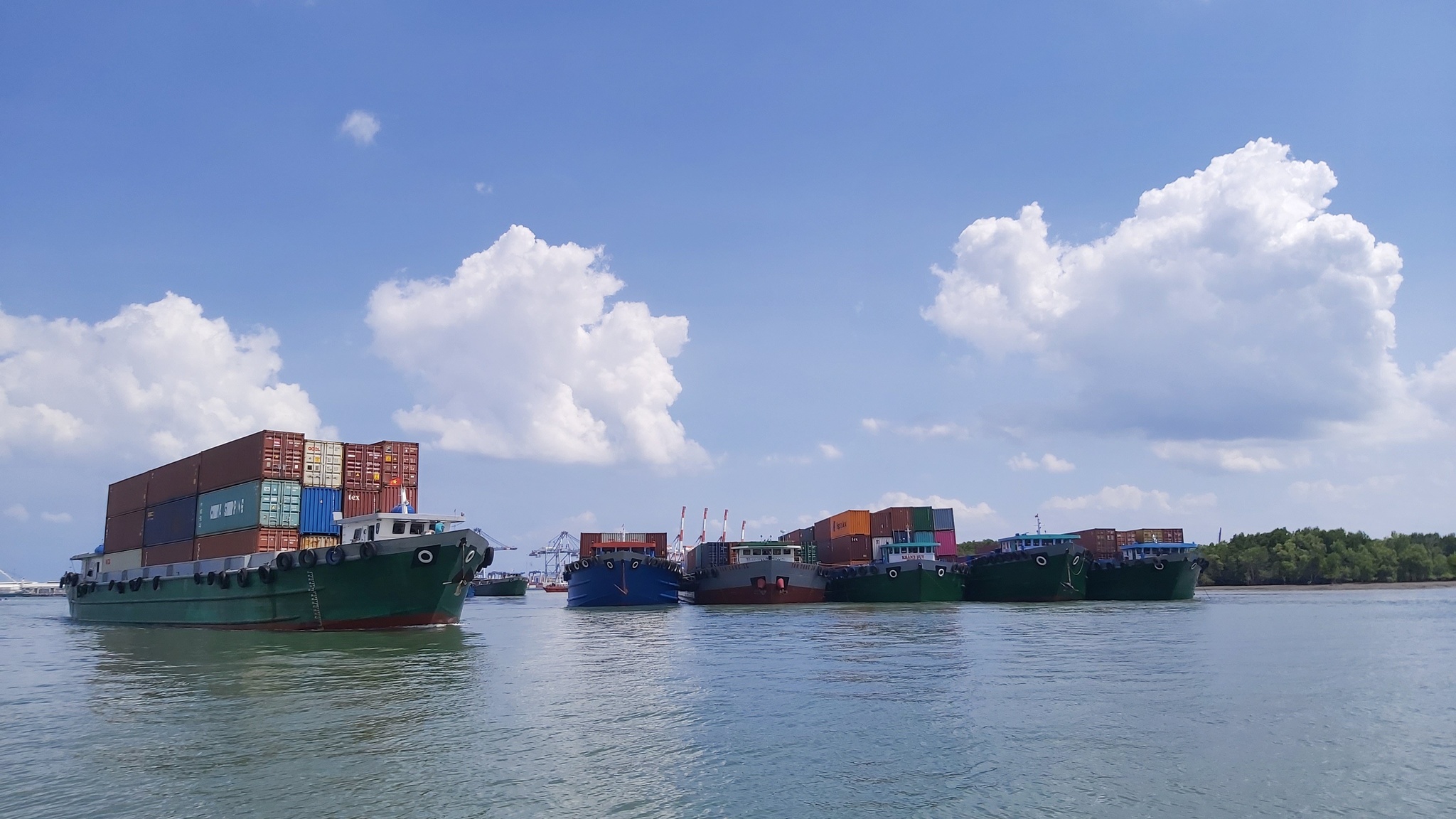 Phát triển cảng biển và giao thông kết nối trong Vùng kinh tế trọng điểm phía Nam - ảnh 1
