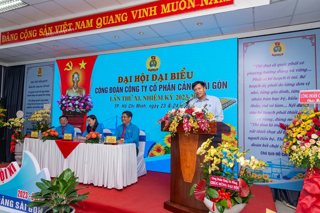 Ông Võ Hoàng Giang – Bí thư Đảng ủy, Phó Chủ tịch HĐQT CSG – đến tham dự và có phát biểu chỉ đạo tại Đại hội.