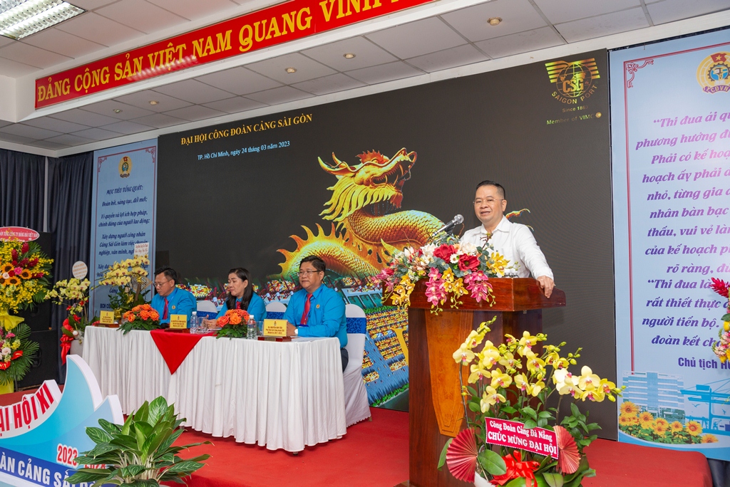 Ông Nguyễn Lê Chơn Tâm đến dự Đại hội với các thông tin về hoạt động sản xuất kinh doanh và nhất là các Dự án quan trọng của CSG trong tương lai.
