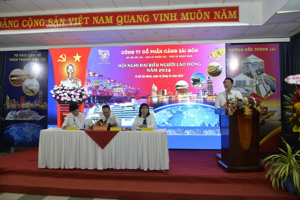 Ông Lê Phan Linh - Chủ tịch Công đoàn VIMC phát biểu cùng Hội nghị