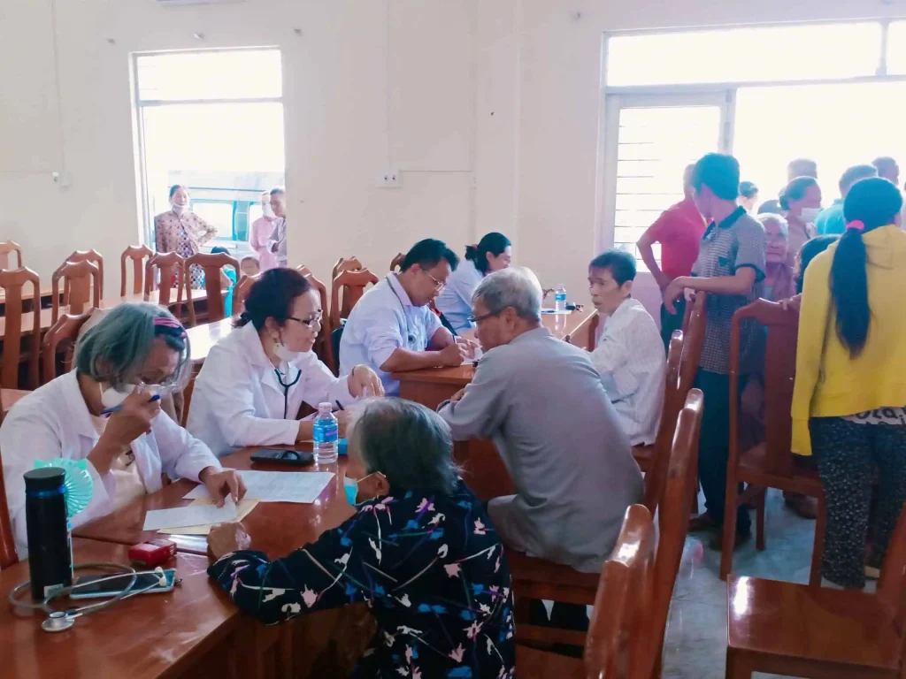 Một hành trình - Vạn tấm lòng 4 Tháng nhân đạo