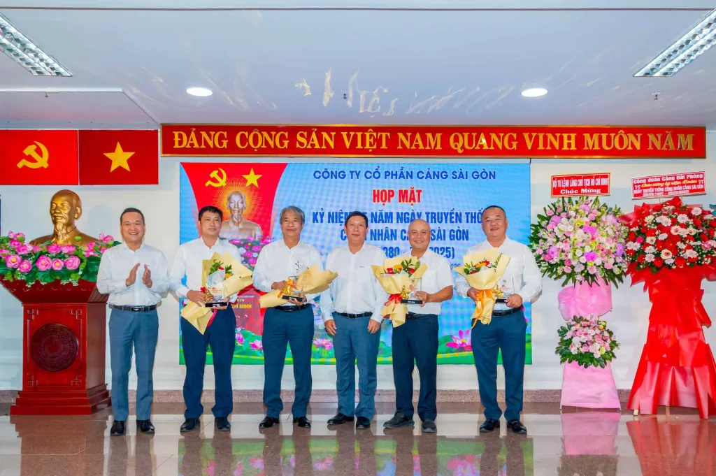 45 năm truyền thống Cảng Sài Gòn: Một chặng đường, một niềm tự hào 8 Ông Huỳnh Văn Cường
