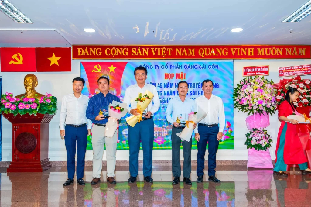 45 năm truyền thống Cảng Sài Gòn: Một chặng đường, một niềm tự hào 10 Ông Trần Ngọc Thạch