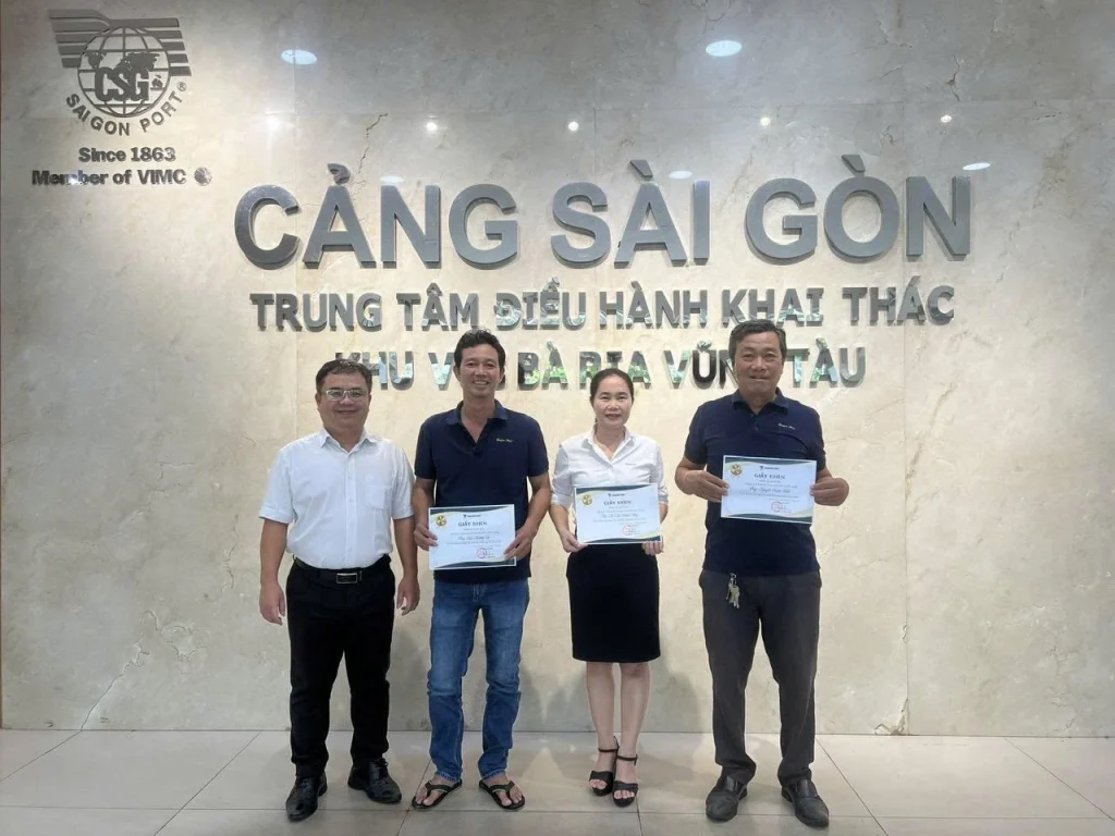 z7267756920715 adc9f8389112a0bfc7ed36dd501d70ca 1