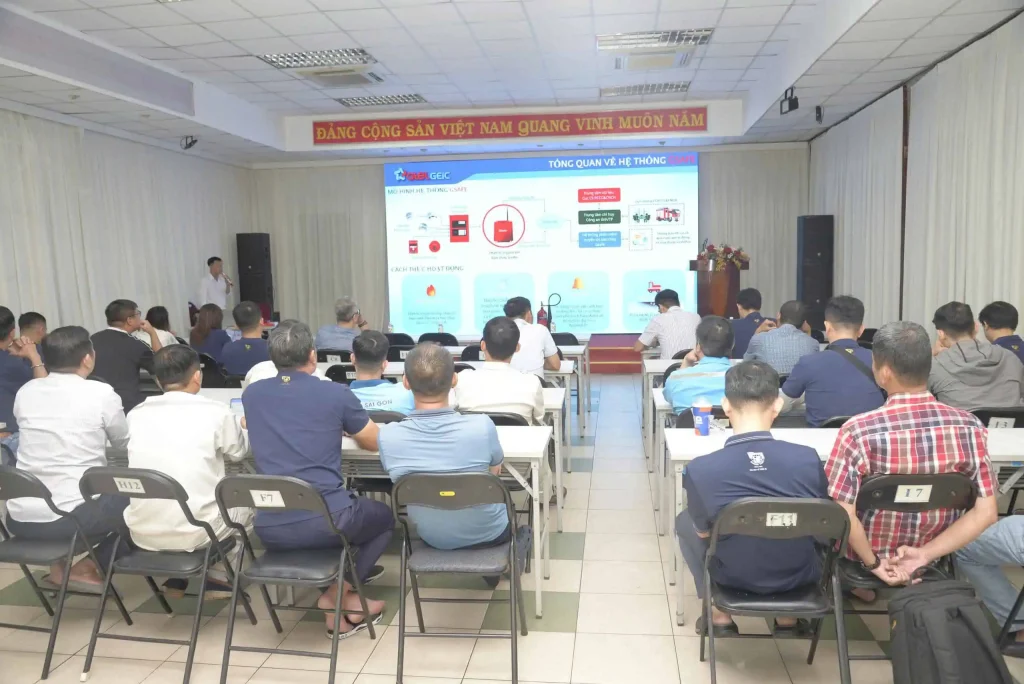 Chương trình huấn luyện nghiệp vụ tại Cảng Sài Gòn 4 z7331479195528 4d84217fcf4ce2de70aeec9ffa07e469