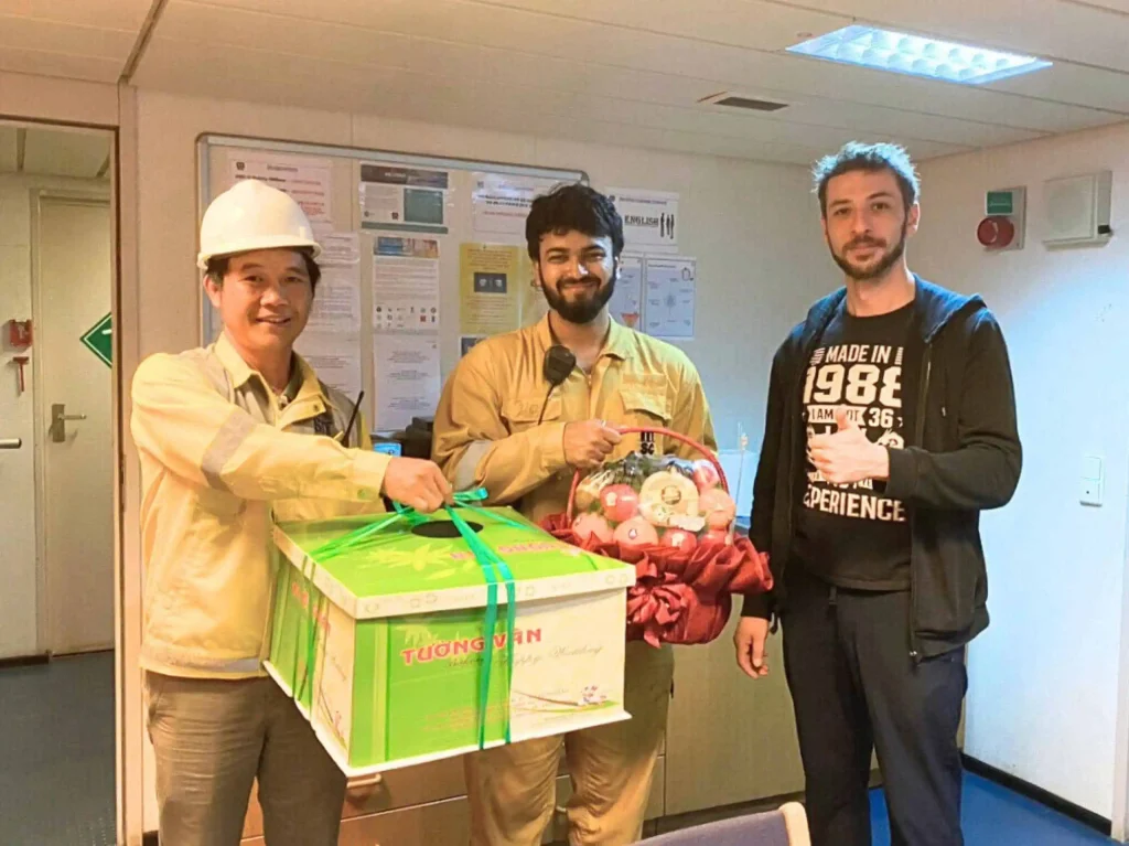 Cảng SSIT Đón Thành Công Chuyến Tàu Đầu Tiên Thuộc Tuyến Dịch Vụ Mới Của Hãng Tàu MSC - Sambar 4 z7360513842110 52494b8902ee6fcaf65e3b3478b6d1d3