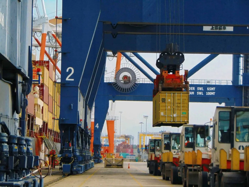 Cảng SSIT Đón Thành Công Chuyến Tàu Đầu Tiên Thuộc Tuyến Dịch Vụ Mới Của Hãng Tàu MSC - Sambar 3 z7360513852523 248fcb10f796dcd690db29d6f2aee330