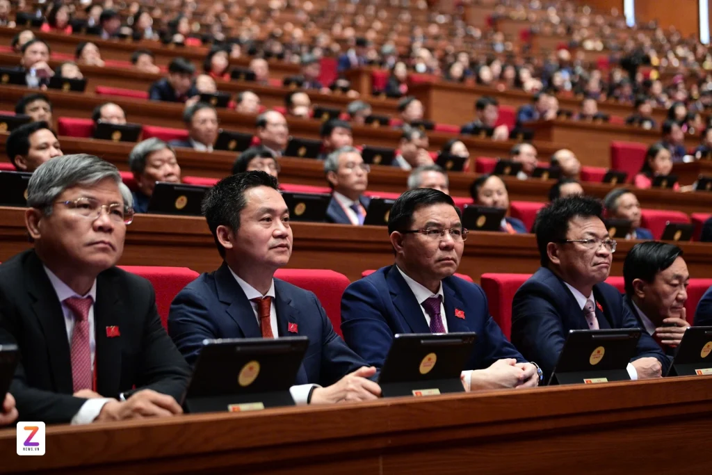 ToancanhphienkhaimacDHXIV znews 11 .jpg