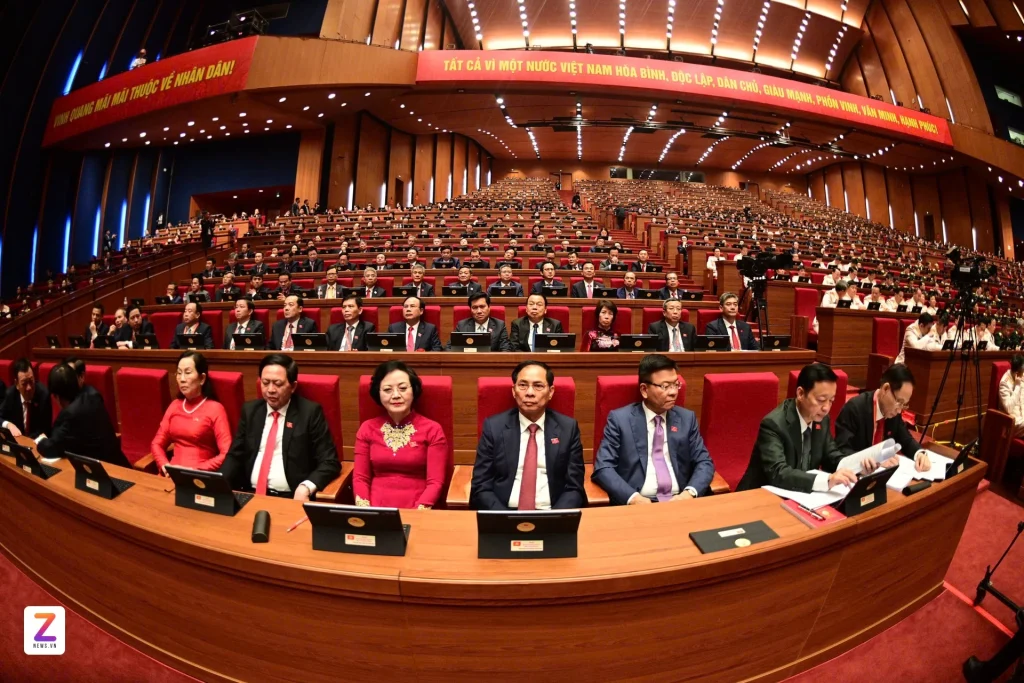 ToancanhphienkhaimacDHXIV znews 3 .jpg