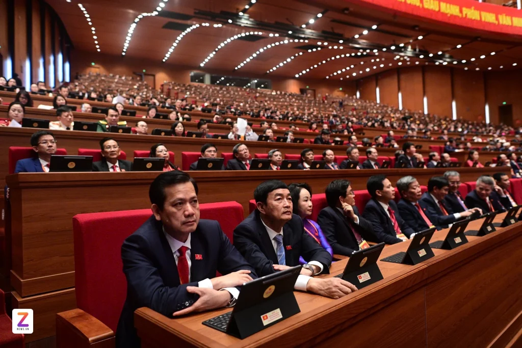 ToancanhphienkhaimacDHXIV znews 6 .jpg