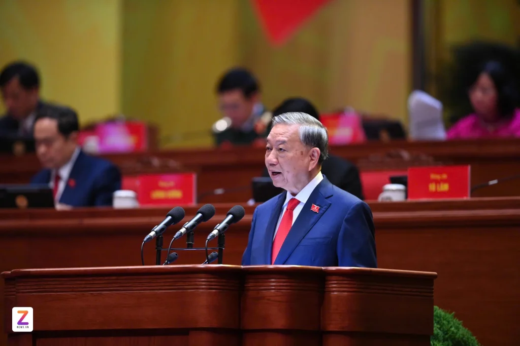 ToancanhphienkhaimacDHXIV znews 9 .jpg