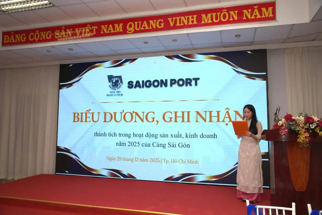 z7426153094790 23fa04a1e399a250bc42a7b75679693a