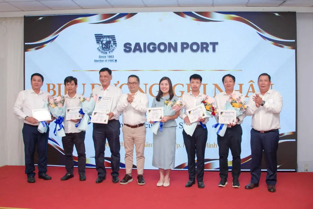 z7426153951400 6140611514829c669a77c3bcae585659