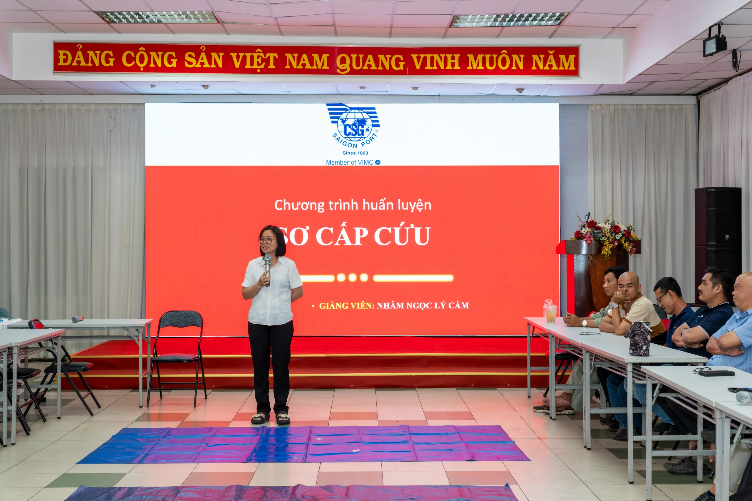 Chương trình huấn luyện sơ cấp cứu năm 2026 do Giảng viên Nhâm Ngọc Lý Cầm hướng dẫn.