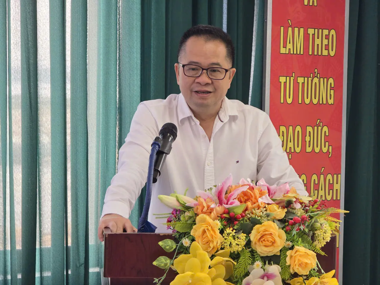 Trung tâm điều hành khai thác khu vực Tân Thuận tổ chức Hội nghị Người lao động năm 2026 4 Ông Nguyễn Lê Chơn Tâm - Tổng giám đốc Cảng Sài Gòn phát biểu chỉ đạo tại Hội nghị Người lao động năm 2026 của Trung tâm điều hành khai thác khu vực Tân Thuận.