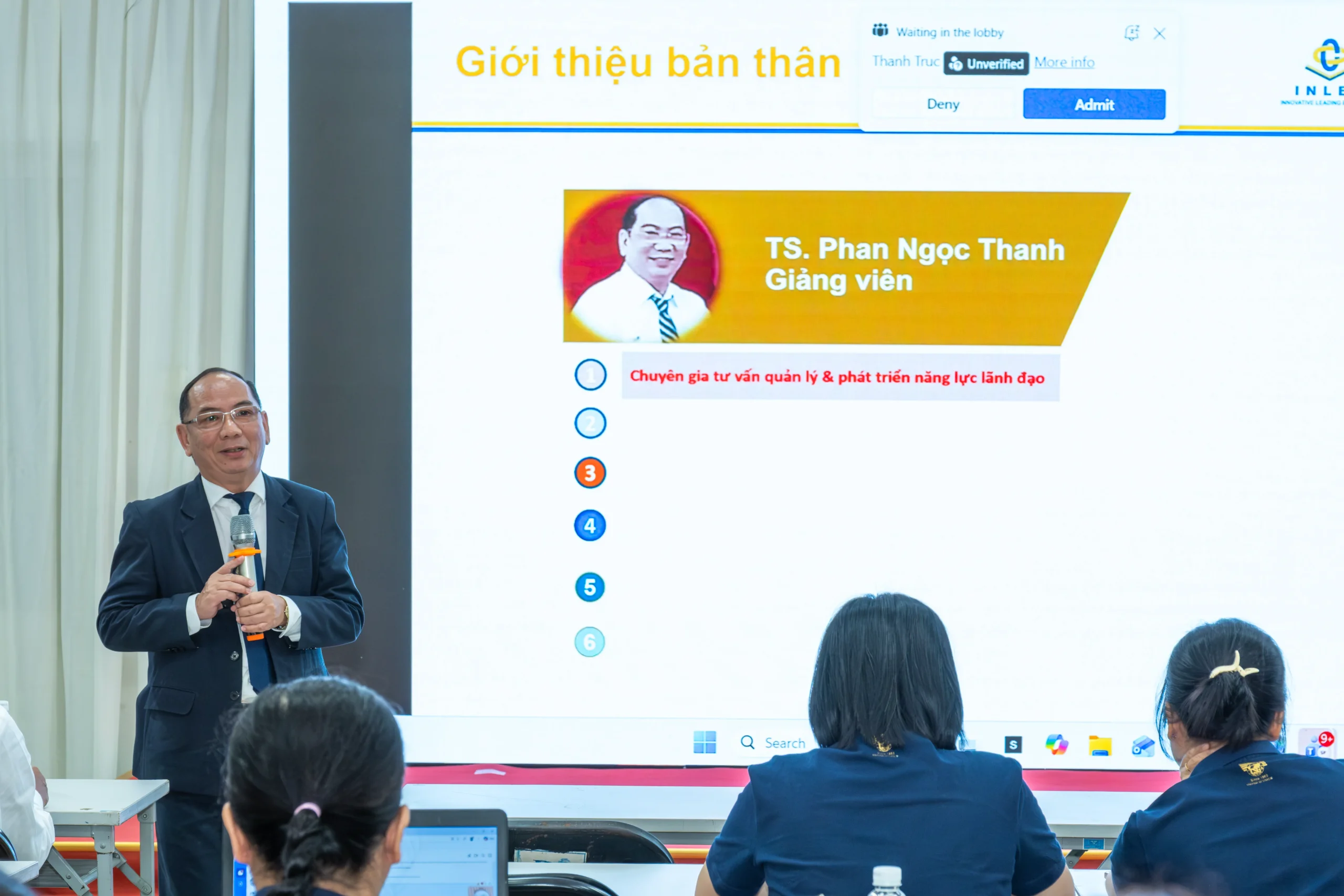 Cảng Sài Gòn hoàn thiện hệ thống năng lực nhân sự, nâng cao hiệu quả khai thác 2 Tiến sĩ Phan Ngọc Thanh - Giảng viên chương trình đào tạo “Xây dựng bộ từ điển năng lực, tiêu chuẩn năng lực và hướng dẫn, triển khai đánh giá năng lực nhân sự”.