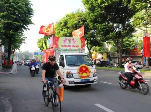 Lực lượng phường Tân Sơn Hòa ra quân tuyên truyền Bầu cử đại biểu Quốc hội khóa XVI và đại biểu HĐND các cấp nhiệm kỳ 2026–2031. Ảnh: Thanh Vũ-TTXVN