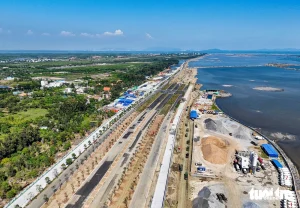 Khu đô thị lấn biển Vinhomes Green Paradise Cần Giờ tổng diện tích 2.870ha, dự án nằm ở cửa biển xã Long Hòa và thị trấn Cần Thạnh (huyện Cần Giờ cũ, TP.HCM)