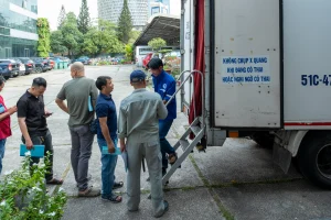 Chăm lo sức khỏe người lao động, bảo đảm hoạt động khai thác an toàn tại Cảng Sài Gòn 5 Các cá nhân tham gia khám được hướng dẫn di chuyển hợp lý, hạn chế tối đa thời gian chờ đợi.
