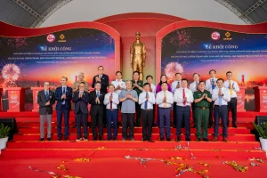 Lãnh đạo Thành phố Hồ Chí Minh cùng Liên danh nhà đầu tư thể hiện sự đồng thuận và cam kết mạnh mẽ trong việc huy động nguồn lực triển khai dự án Cảng trung chuyển quốc tế Cần Giờ.