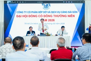 Công ty Cổ phần Xếp dỡ và Dịch vụ Cảng Sài Gòn chủ động thích ứng thách thức, mở rộng ngành nghề kinh doanh 2 Ông Lê Văn Hóa - Chủ tịch Hội đồng quản trị Công ty - trình Đại hội kết quả sản xuất - kinh doanh năm 2025 và kế hoạch năm 2026.