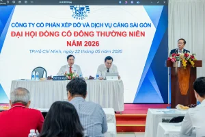 Công ty Cổ phần Xếp dỡ và Dịch vụ Cảng Sài Gòn chủ động thích ứng thách thức, mở rộng ngành nghề kinh doanh 3 Ông Phan Lê Dũng - Thành viên Hội đồng quản trị, Tổng giám đốc Công ty - trình Đại hội về kế hoạch đầu tư mua sắm năm 2026.