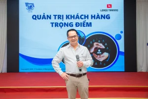 Ông Nguyễn Lê Chơn Tâm - Tổng giám đốc Cảng Sài Gòn - chia sẻ định hướng phát triển nguồn nhân lực toàn diện, không chỉ nâng cao năng lực chuyên môn cho đội ngũ CBCNV mà còn từng bước xây dựng đội ngũ lãnh đạo có tư duy quản trị hiện đại.