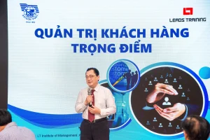 Thầy Trương Đức Long đến từ Công ty TNHH Tư Vấn Liên Thông (Leads Training) có nhiều kinh nghiệm trong lĩnh vực khai thác cảng biển, logistics và quản trị khách hàng doanh nghiệp.