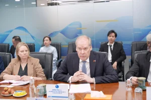 Ông Jarno Syrjälä – Thứ trưởng phụ trách Thương mại Quốc tế, Bộ Ngoại giao Phần Lan, Thành viên Hội đồng quản trị Business Finland phát biểu tại buổi làm việc