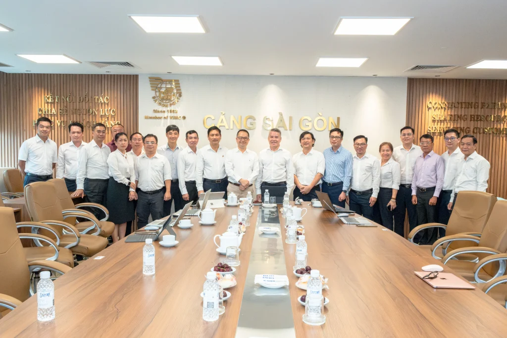 Buổi lễ diễn ra thành công tốt đẹp, thể hiện quyết tâm xây dựng đội ngũ nhân sự chất lượng cao, đồng hành cùng Cảng Sài Gòn trên hành trình vươn ra biển lớn.