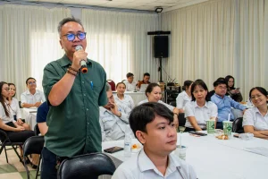 Cảng Sài Gòn chuẩn hóa tác phong làm việc, văn hóa công sở để nâng cao chất lượng dịch vụ, phục vụ khách hàng ngày càng tốt hơn 5 snapedit 1781853349274 4