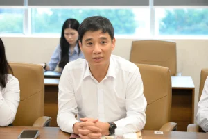 Cảng Sài Gòn làm việc với Đoàn xúc tiến thương mại Bỉ 3 snapedit 1791881287515 2
