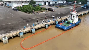 Cảng Sài Gòn tăng cường kiểm soát rủi ro gây nguy hại cho môi trường trong hoạt động khai thác 5 snapedit 1792463110683 5